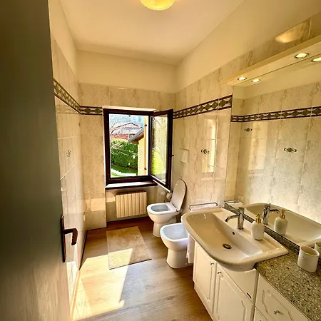 Borghetti Apartment *