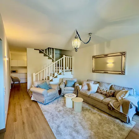 Borghetti Apartment *